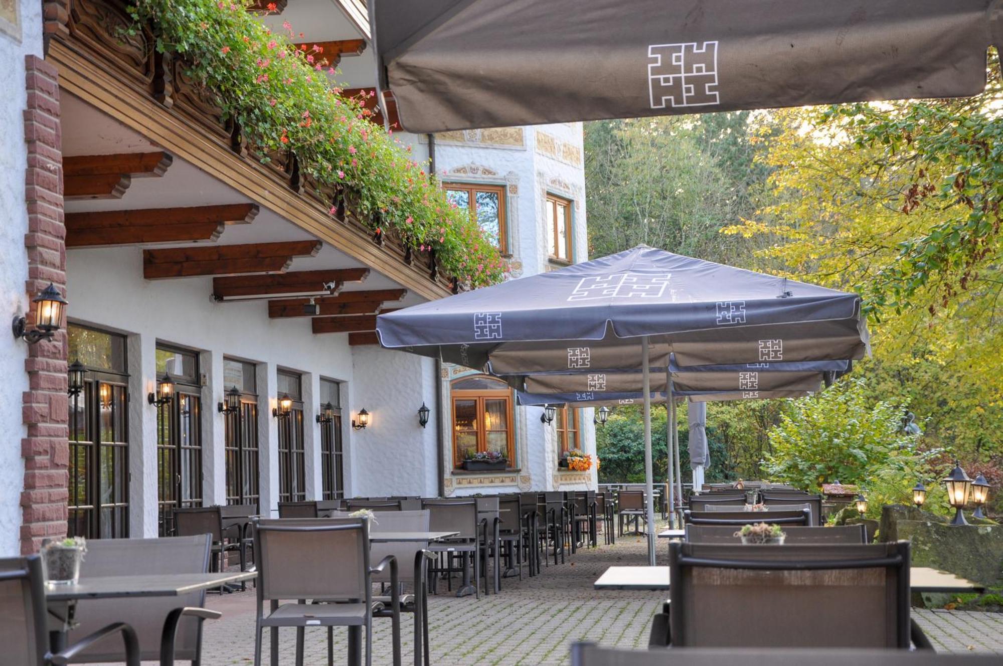 Hotel-Restaurant Kreuzberghof Tagungs- Und Veranstaltungshotel Tiefenbach  Bagian luar foto