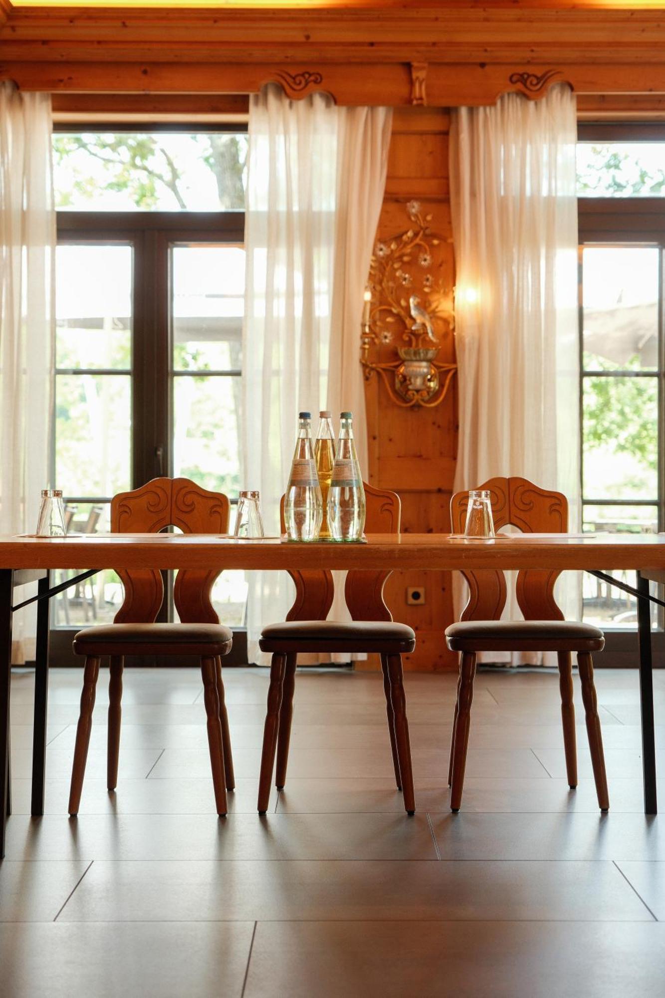 Hotel-Restaurant Kreuzberghof Tagungs- Und Veranstaltungshotel Tiefenbach  Bagian luar foto