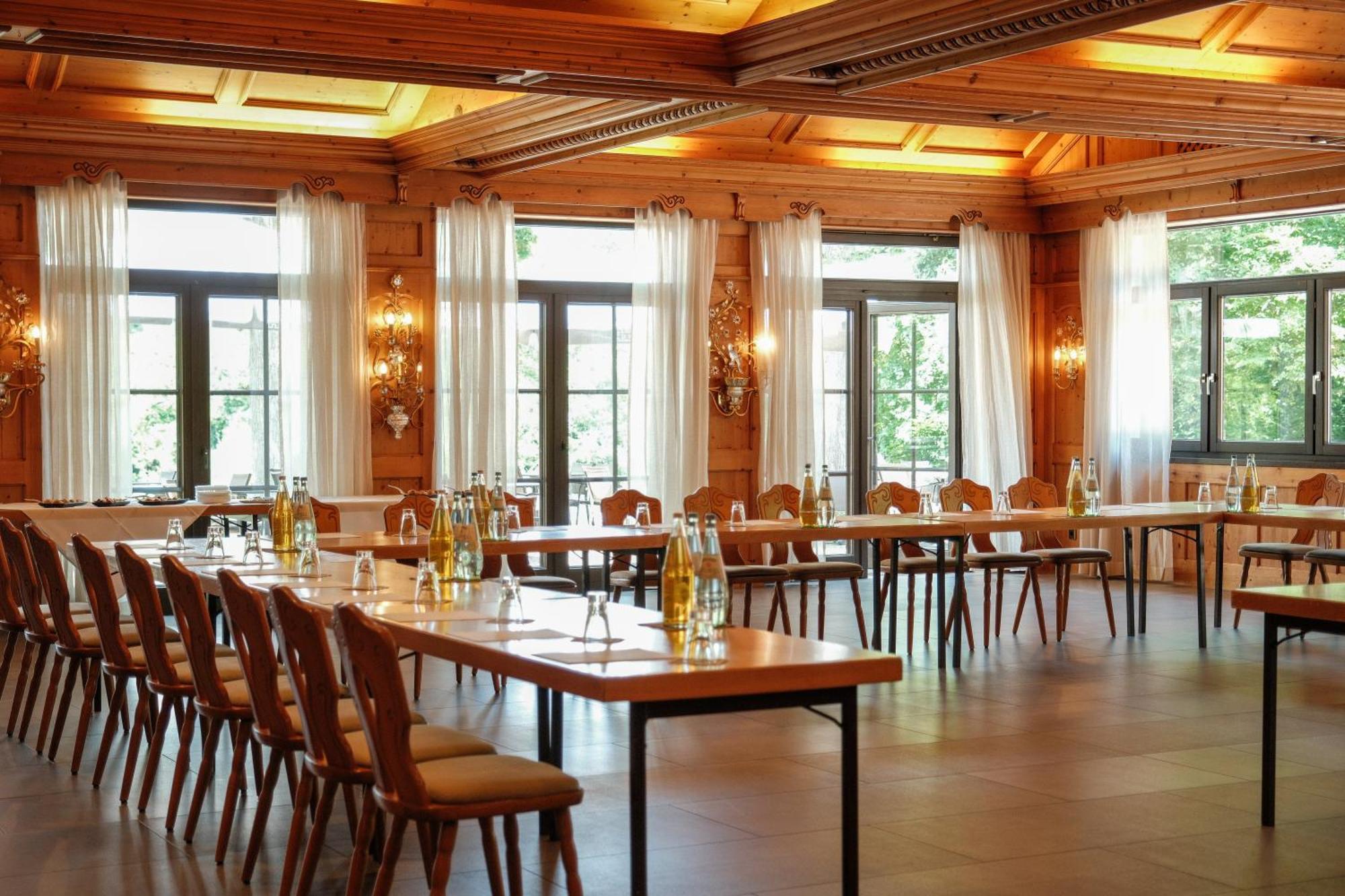 Hotel-Restaurant Kreuzberghof Tagungs- Und Veranstaltungshotel Tiefenbach  Bagian luar foto