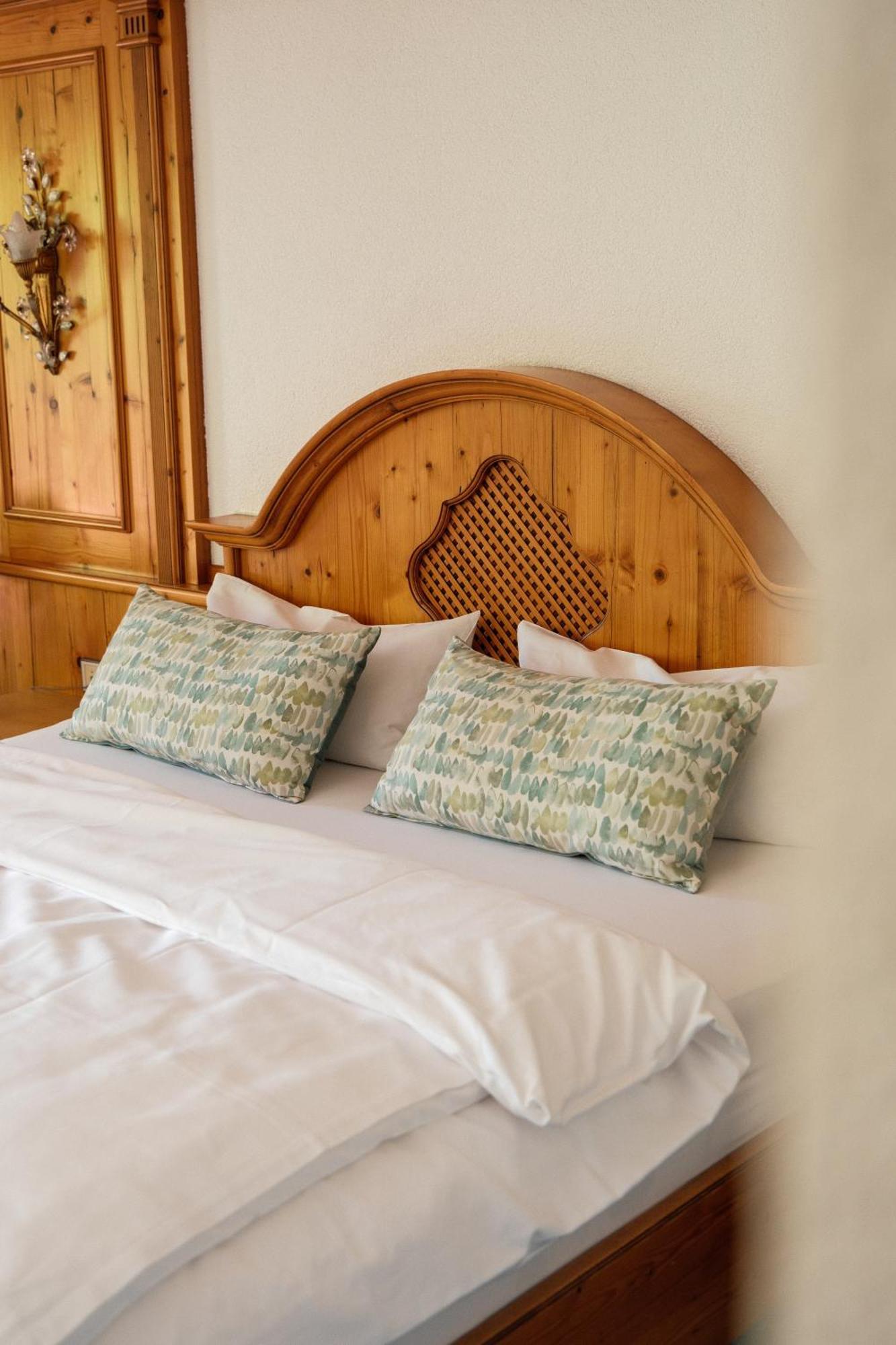 Hotel-Restaurant Kreuzberghof Tagungs- Und Veranstaltungshotel Tiefenbach  Bagian luar foto